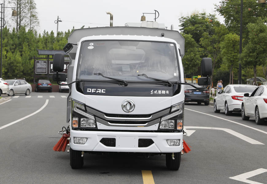 東風D6洗掃車  水3方塵2.5方