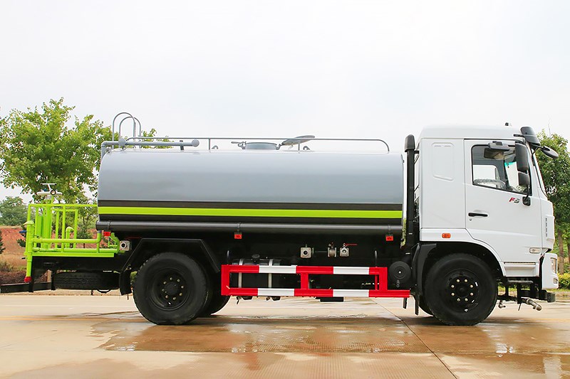 東風(fēng)華神12噸灑水車(chē)