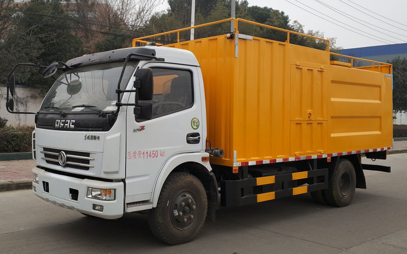 國五黃牌污水處理車（東風(fēng)大多利卡）