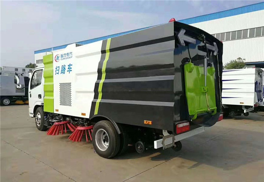 東風(fēng)多利卡5方掃路車 國六